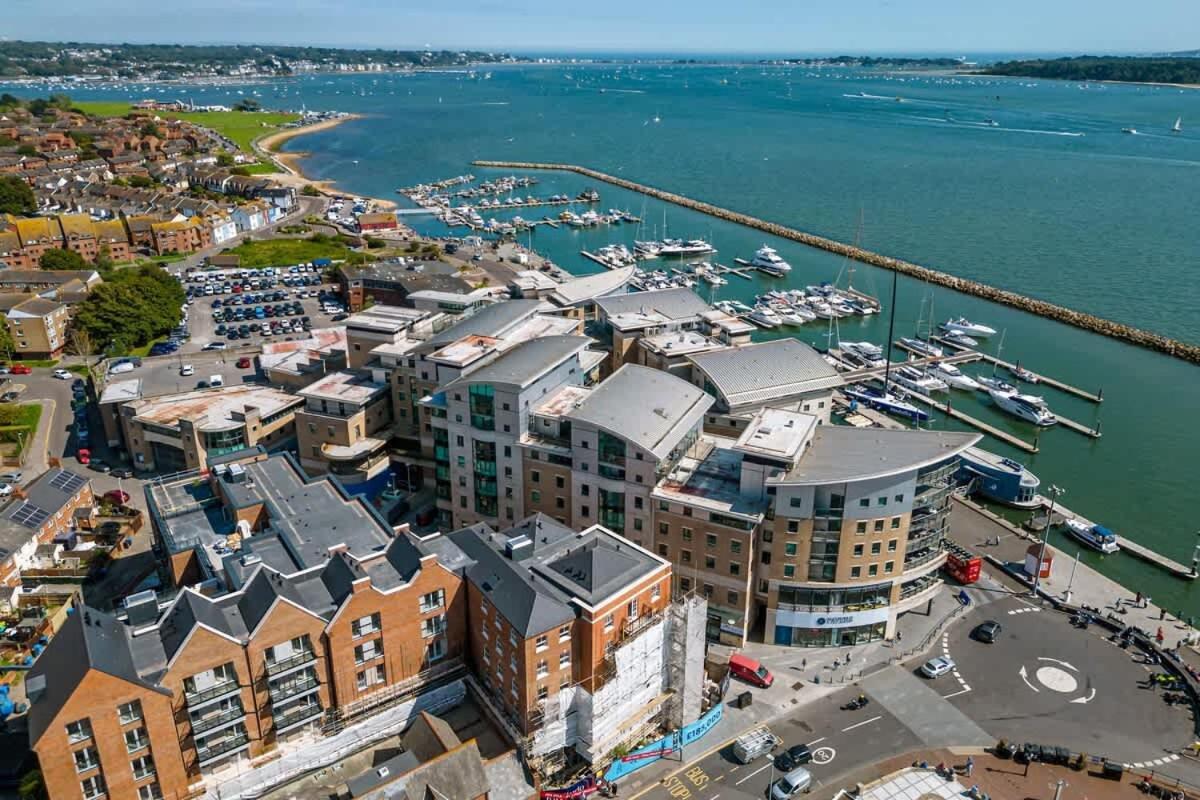 Crow'S Nest Vila Poole Exterior foto