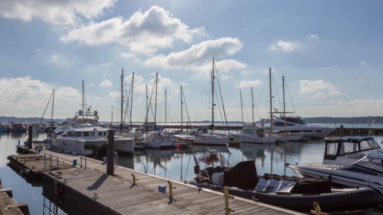 Crow'S Nest Vila Poole Exterior foto